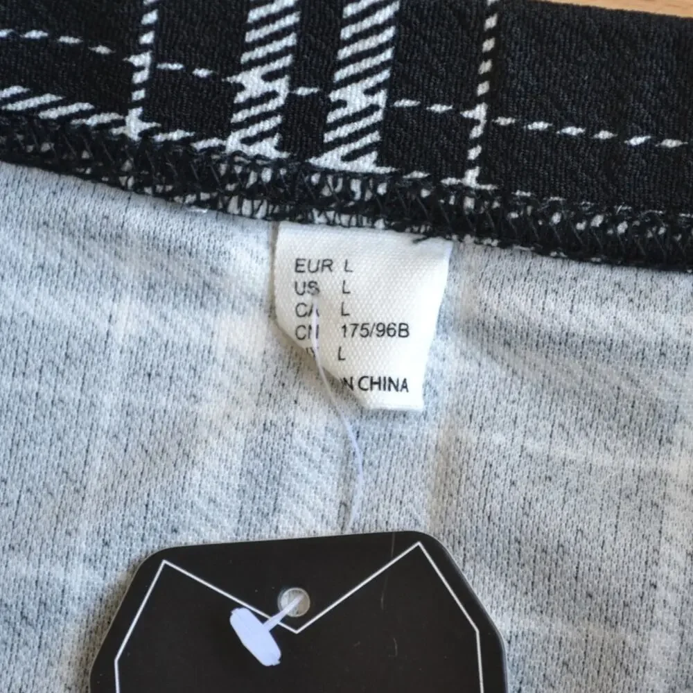 NWT Soly Hux Plaid Mini Skirt Size L Black White